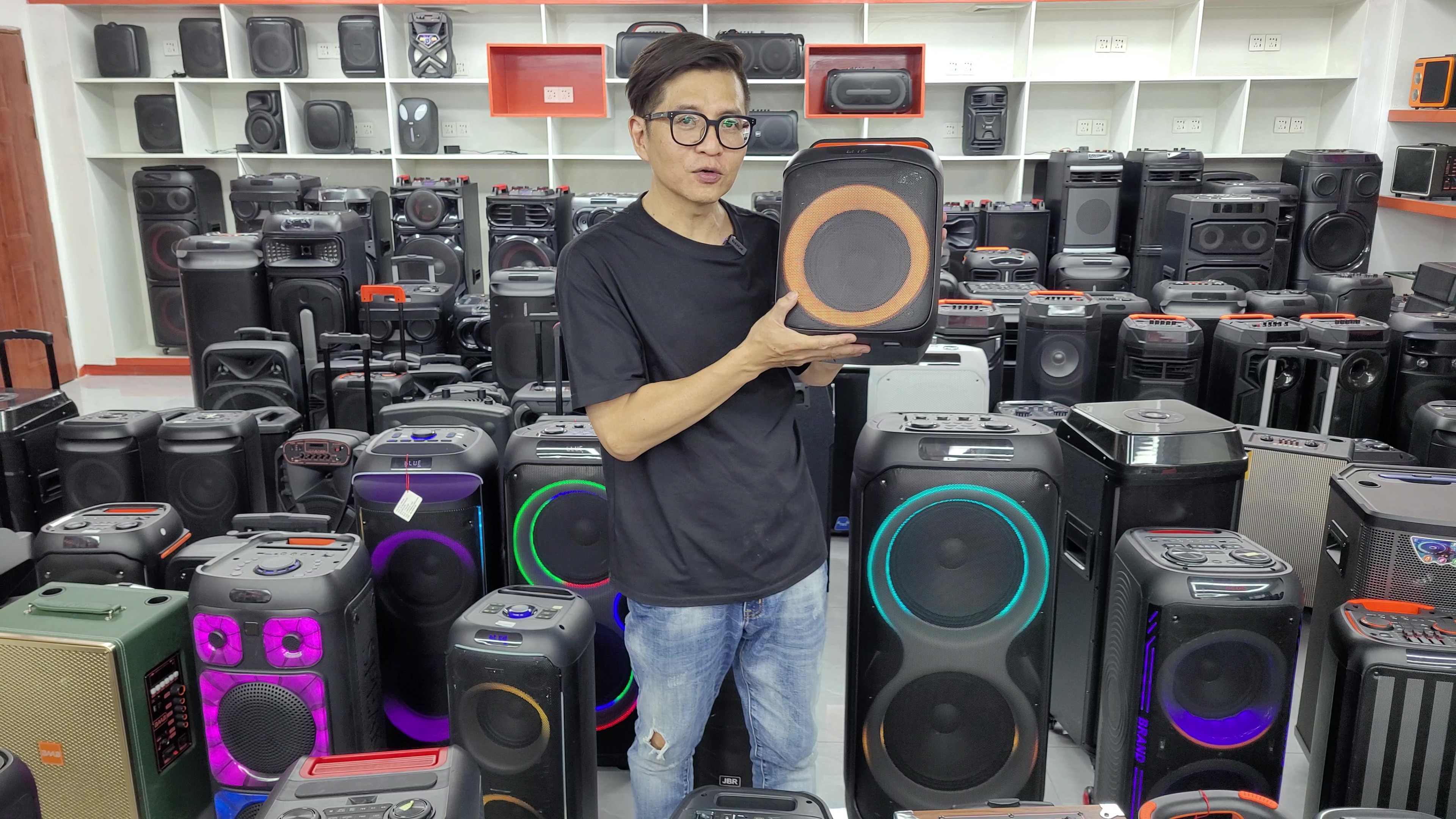 JBL Partybox Encore 與X1派對喇叭